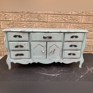 vintage Japan French Provincial style jewelry musical box